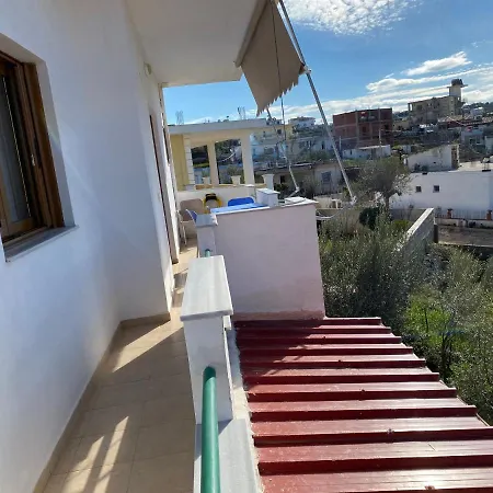 Besnike Hoxha Apartments アパート クサミル