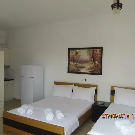 Besnike Hoxha Apartments *
