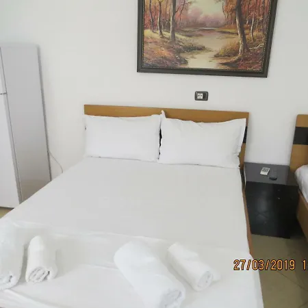 شقة Besnike Hoxha Apartments كساميل