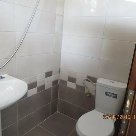 Besnike Hoxha Apartments *