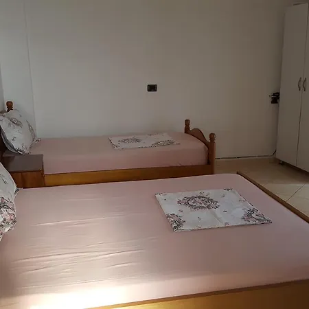 Besnike Hoxha Apartments * Ksamil